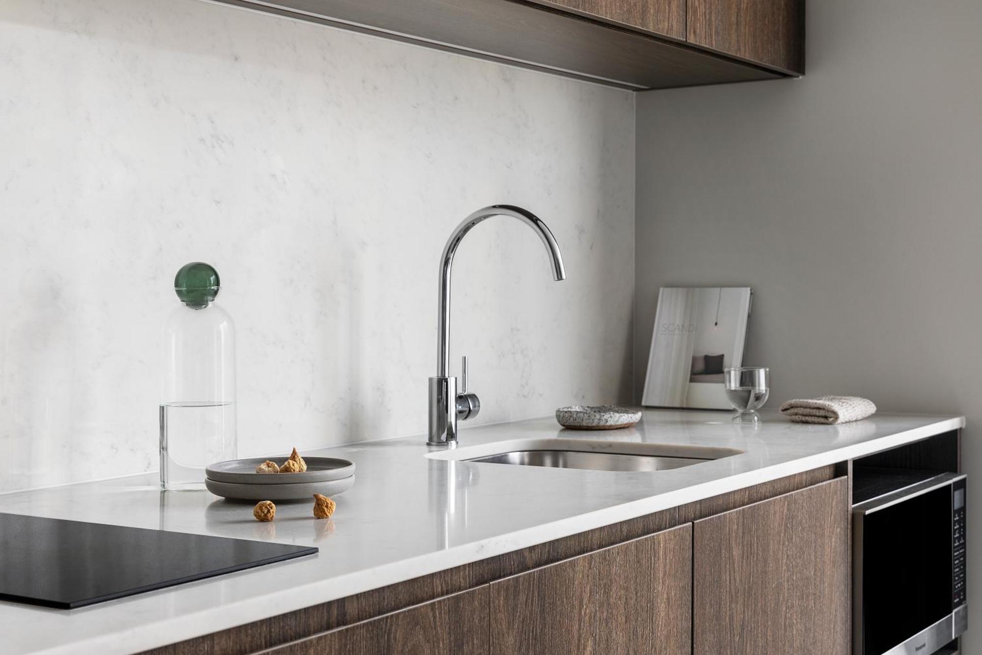 Aparthotel Oakwood Premier Ville de Melbourne Extérieur photo A kitchen faucet
